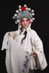 -胭脂猫京剧摄影
