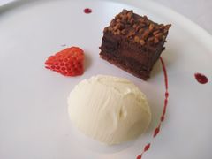 巧克力蛋糕冰淇淋-蝶舍·MAISON PAPILLON