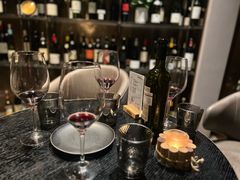 -wineapp葡萄酒餐吧(外滩金融中心店)