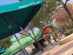 -星巴克(迪士尼小镇店)