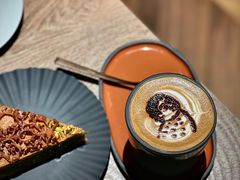 -潮一不贰·法式甜品·生日蛋糕·西式简餐(外滩店)