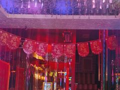 -路边边地标烧烤·川菜·小龙虾·音乐酒馆(良乡长虹店)