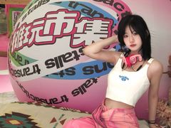 -百盛(万象城店)