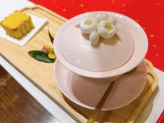 -荷风细雨·中国茶宴(世纪大道店)