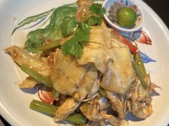 -大头虾越式风味餐厅(光明广场店)