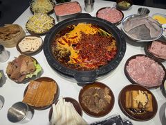 -卤校长老火锅(杨家坪直营店)