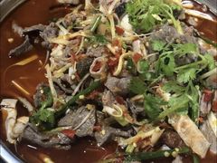 -周良天山牛杂城(天山路总店)