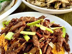-丹水桥地锅鱼·翘嘴鲌·地方特色全鱼宴(丹江口大坝店)