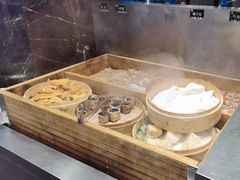 -初色海鲜自助(万丰路店)