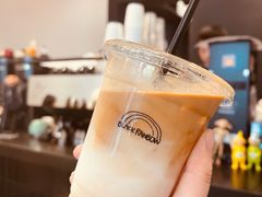Latte-black rainbow coffee