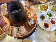 -一口猪海鲜浑锅·东北家常菜