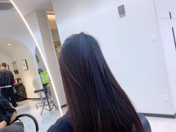 -吉艺心专业美发造型