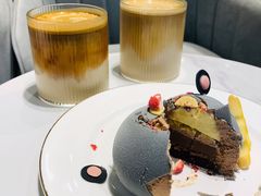 -Fridi Patisserie Cafe