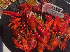 -巴厘龙虾·榜首油焖大虾(音乐学院·沿江酒馆店)