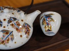 -瓷语堂(上海五维空间创意园店)