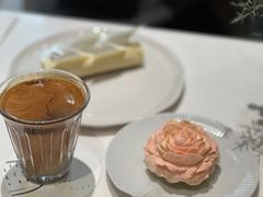 -潮一不贰·法式甜品·生日蛋糕·西式简餐(外滩店)