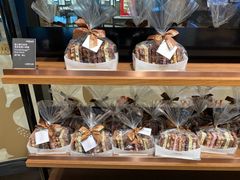 瑞士鲜巧系列混合坚果小帆船-Laderach 莱德拉(上海环贸iapm店)