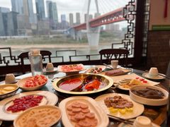 -小天鹅火锅·一线江景洪鼎旗舰店(洪崖洞店)