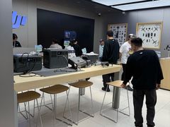 -DJI大疆(深圳华强北曼哈授权体验店)