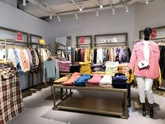 -URBAN REVIVO(北京斯普瑞斯奥特莱斯店)