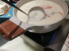 豆浆一锅鲜-佬麻雀·剁椒鱼头(京基KK One店)