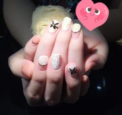 -EMILY艾枚莉美甲美睫·美颜·现磨咖啡