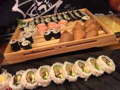 -岷山饭店-芝芝自助餐厅