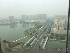 -荣誉国际酒店-云顶旋转餐厅