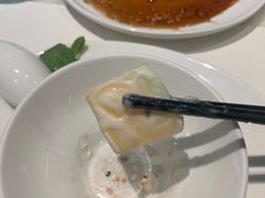 -港丽餐厅(高德置地店)