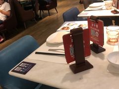 -港丽餐厅(高德置地店)