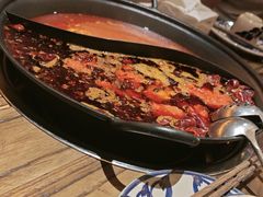 -旧街市鲜货老火锅(大光路店)