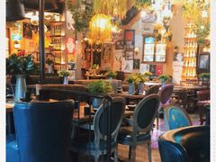 大堂-临界音乐酒馆·小龙虾·江湖菜(华熙LIVE·鱼洞店)