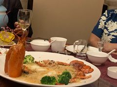 -天津梅江中心皇冠假日酒店