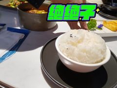 -本来精品川菜(嘉里中心店)