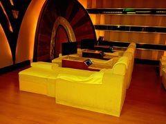 -碧中海汤泉汗蒸酒店