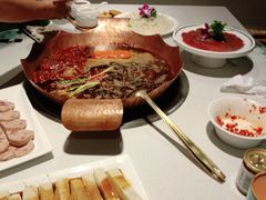 -墨居上隐·院子里火锅(峨眉店)
