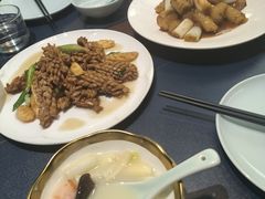 -湖畔鲁菜·二十年老字号餐厅(大明湖店)