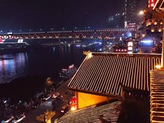 -屋顶顶城市·江景酒店-客房部