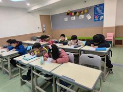 -励步儿童成长中心英文启蒙·剑桥考级·KET(万象汇校区)