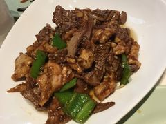 传统老爆三-大铁勺新津菜(东丽阳光新业广场店)