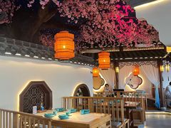 大堂-荷塘秋月·本帮江浙菜(国权路店)