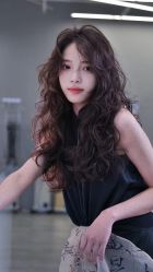 -IU潮牌·SALON