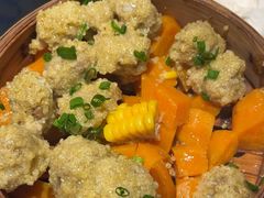 -阿瓦山寨·湘菜现炒·剁椒鱼头王(咸阳总店)