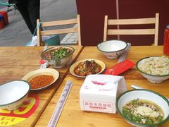 -拈签一笑黄牛肉辣卤串串