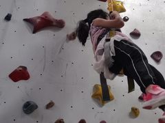 -山之巅攀岩馆(太古城店)