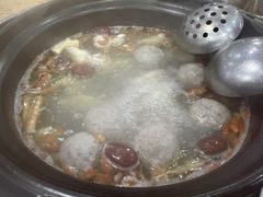 -濠轩阁特色生蚝火锅(水湾路店)