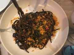 墨鱼汁海鲜香蒜意面-农畉LONFOOD(福田星河COCOPark店)