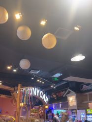 -卡通尼乐园(新达汇三林店)