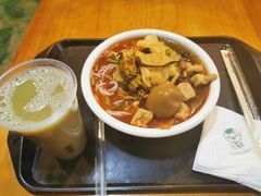 -水平有限螺蛳粉(宏达大厦店)