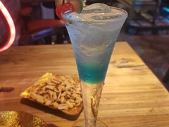 -喜鹊音乐酒馆(西街店)